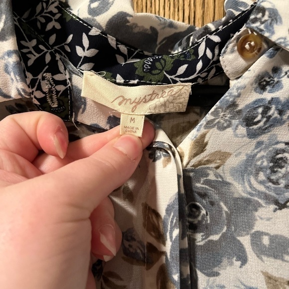 MYSTREE Sleeveless Top - Picture 6 of 11